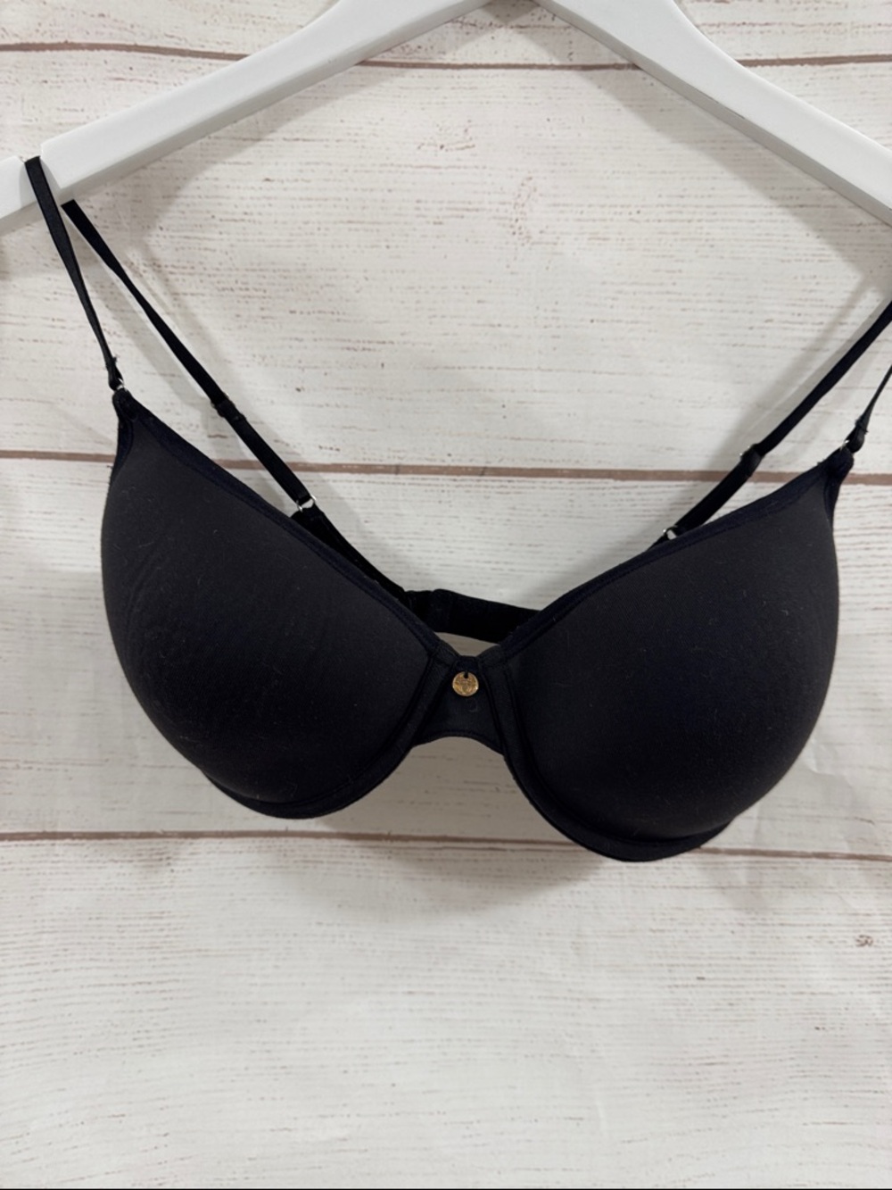 Women's Natori Black T-Shirt Bra - Women Intimates Size 32D